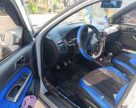 Сірий Фольксваген Гольф, об'ємом двигуна 1.6 л та пробігом 100 тис. км за 1550 $, фото 5 на Automoto.ua