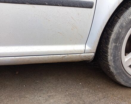 Серый Фольксваген Гольф, объемом двигателя 1.4 л и пробегом 180 тыс. км за 3555 $, фото 7 на Automoto.ua