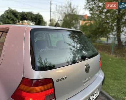 Сірий Фольксваген Гольф, об'ємом двигуна 1.6 л та пробігом 238 тис. км за 3750 $, фото 37 на Automoto.ua