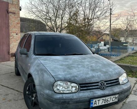 Серый Фольксваген Гольф, объемом двигателя 1.6 л и пробегом 297 тыс. км за 2400 $, фото 1 на Automoto.ua