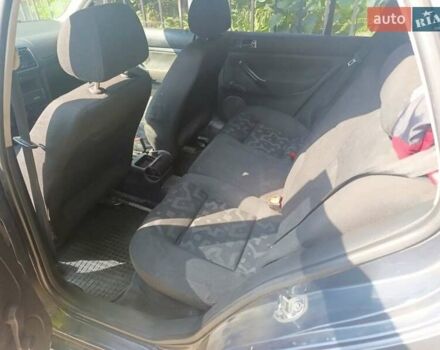 Серый Фольксваген Гольф, объемом двигателя 1.4 л и пробегом 367 тыс. км за 3200 $, фото 6 на Automoto.ua