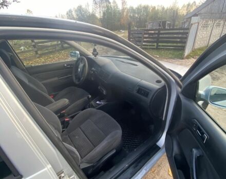 Серый Фольксваген Гольф, объемом двигателя 1.9 л и пробегом 328 тыс. км за 1950 $, фото 4 на Automoto.ua