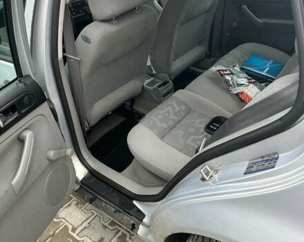 Серый Фольксваген Гольф, объемом двигателя 1.6 л и пробегом 300 тыс. км за 2999 $, фото 14 на Automoto.ua