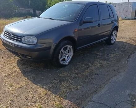 Серый Фольксваген Гольф, объемом двигателя 1.4 л и пробегом 367 тыс. км за 3200 $, фото 2 на Automoto.ua