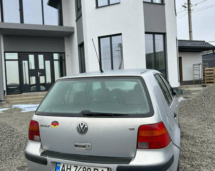 Серый Фольксваген Гольф, объемом двигателя 1.6 л и пробегом 300 тыс. км за 2999 $, фото 22 на Automoto.ua