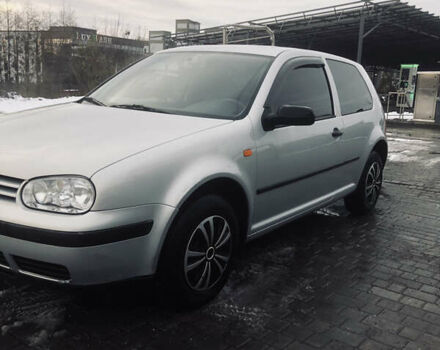 Серый Фольксваген Гольф, объемом двигателя 1.6 л и пробегом 206 тыс. км за 3999 $, фото 2 на Automoto.ua