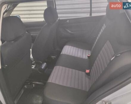 Серый Фольксваген Гольф, объемом двигателя 1.39 л и пробегом 270 тыс. км за 4200 $, фото 6 на Automoto.ua