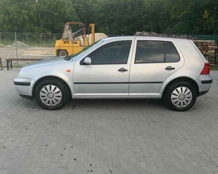 Серый Фольксваген Гольф, объемом двигателя 1.6 л и пробегом 280 тыс. км за 3900 $, фото 2 на Automoto.ua