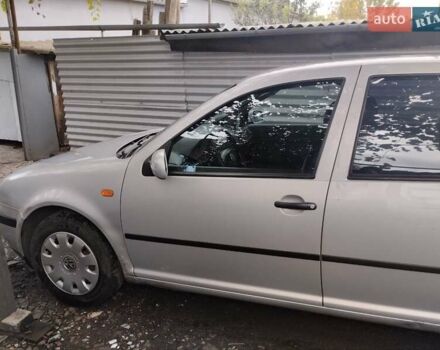 Серый Фольксваген Гольф, объемом двигателя 1.39 л и пробегом 270 тыс. км за 4200 $, фото 3 на Automoto.ua