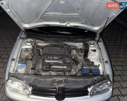 Серый Фольксваген Гольф, объемом двигателя 1.39 л и пробегом 244 тыс. км за 3849 $, фото 39 на Automoto.ua