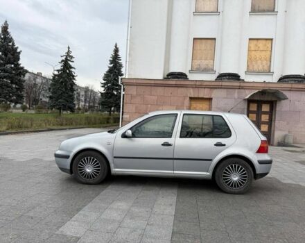 Серый Фольксваген Гольф, объемом двигателя 0 л и пробегом 300 тыс. км за 2126 $, фото 1 на Automoto.ua