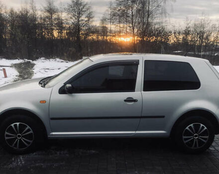 Серый Фольксваген Гольф, объемом двигателя 1.6 л и пробегом 206 тыс. км за 3999 $, фото 12 на Automoto.ua