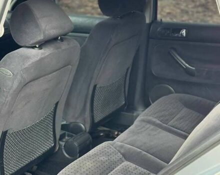 Серый Фольксваген Гольф, объемом двигателя 1.39 л и пробегом 251 тыс. км за 4500 $, фото 4 на Automoto.ua