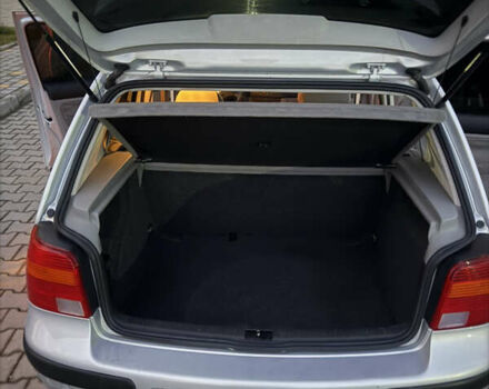 Серый Фольксваген Гольф, объемом двигателя 1.39 л и пробегом 244 тыс. км за 3849 $, фото 22 на Automoto.ua