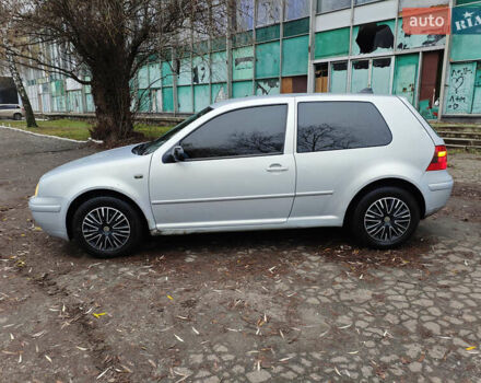 Серый Фольксваген Гольф, объемом двигателя 1.78 л и пробегом 214 тыс. км за 3999 $, фото 3 на Automoto.ua