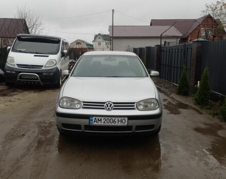 Серый Фольксваген Гольф, объемом двигателя 1.6 л и пробегом 290 тыс. км за 3000 $, фото 1 на Automoto.ua
