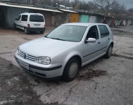 Серый Фольксваген Гольф, объемом двигателя 1.6 л и пробегом 300 тыс. км за 3400 $, фото 10 на Automoto.ua