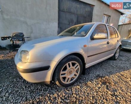 Серый Фольксваген Гольф, объемом двигателя 1.6 л и пробегом 409 тыс. км за 3500 $, фото 17 на Automoto.ua