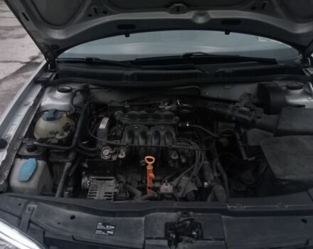 Серый Фольксваген Гольф, объемом двигателя 1.6 л и пробегом 300 тыс. км за 3400 $, фото 6 на Automoto.ua