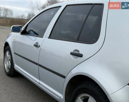 Серый Фольксваген Гольф, объемом двигателя 1.6 л и пробегом 300 тыс. км за 5200 $, фото 8 на Automoto.ua