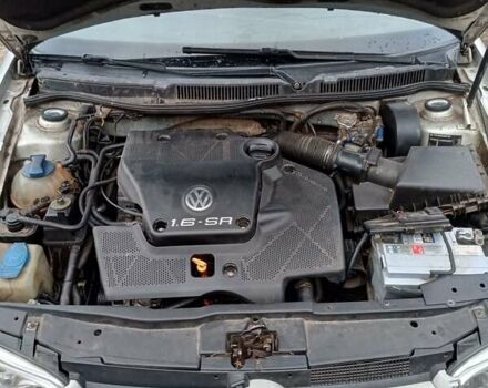 Сірий Фольксваген Гольф, об'ємом двигуна 1.6 л та пробігом 300 тис. км за 3700 $, фото 2 на Automoto.ua