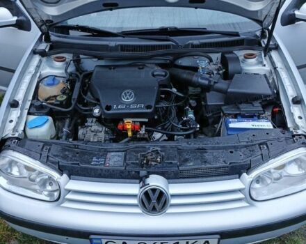 Серый Фольксваген Гольф, объемом двигателя 1.6 л и пробегом 290 тыс. км за 4500 $, фото 7 на Automoto.ua