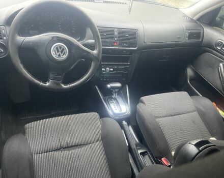 Сірий Фольксваген Гольф, об'ємом двигуна 1.6 л та пробігом 300 тис. км за 3700 $, фото 4 на Automoto.ua