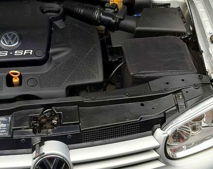 Сірий Фольксваген Гольф, об'ємом двигуна 1.6 л та пробігом 201 тис. км за 3800 $, фото 5 на Automoto.ua