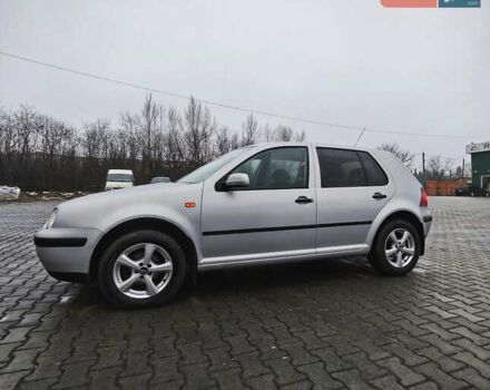 Серый Фольксваген Гольф, объемом двигателя 1.6 л и пробегом 160 тыс. км за 4645 $, фото 1 на Automoto.ua