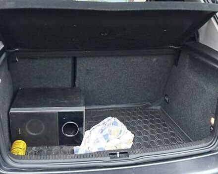 Серый Фольксваген Гольф, объемом двигателя 1.39 л и пробегом 238 тыс. км за 3500 $, фото 12 на Automoto.ua