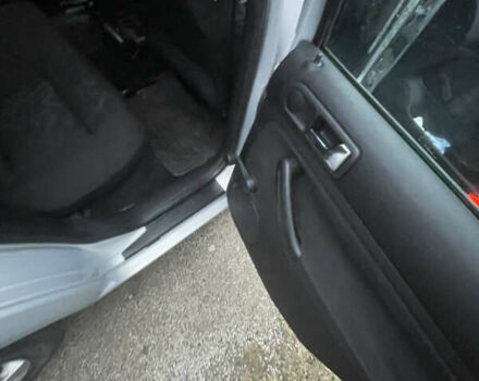 Серый Фольксваген Гольф, объемом двигателя 1.6 л и пробегом 268 тыс. км за 3750 $, фото 15 на Automoto.ua