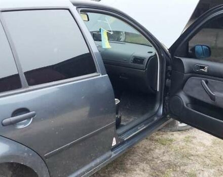 Серый Фольксваген Гольф, объемом двигателя 1.39 л и пробегом 238 тыс. км за 3500 $, фото 13 на Automoto.ua