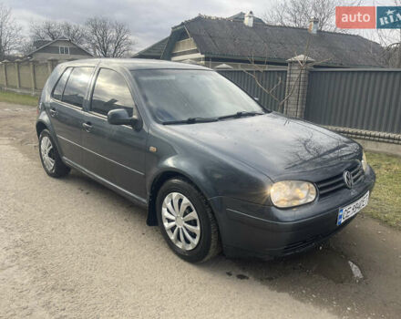 Сірий Фольксваген Гольф, об'ємом двигуна 1.6 л та пробігом 300 тис. км за 3700 $, фото 6 на Automoto.ua