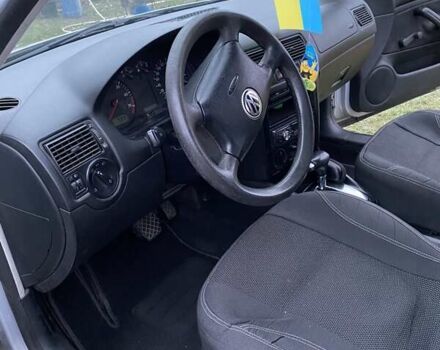 Серый Фольксваген Гольф, объемом двигателя 1.6 л и пробегом 156 тыс. км за 4500 $, фото 7 на Automoto.ua