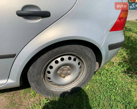 Серый Фольксваген Гольф, объемом двигателя 1.6 л и пробегом 278 тыс. км за 2500 $, фото 5 на Automoto.ua