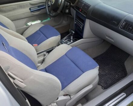 Серый Фольксваген Гольф, объемом двигателя 1.6 л и пробегом 155 тыс. км за 2200 $, фото 4 на Automoto.ua