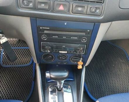 Сірий Фольксваген Гольф, об'ємом двигуна 1.6 л та пробігом 256 тис. км за 4200 $, фото 8 на Automoto.ua