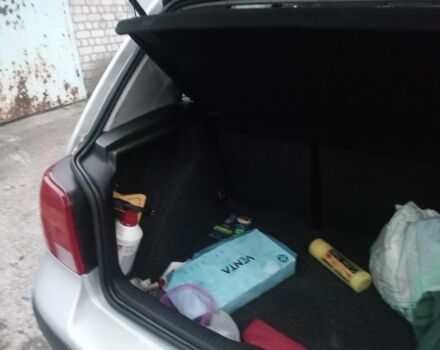 Серый Фольксваген Гольф, объемом двигателя 1.6 л и пробегом 300 тыс. км за 3400 $, фото 11 на Automoto.ua