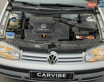 Серый Фольксваген Гольф, объемом двигателя 1.6 л и пробегом 300 тыс. км за 5200 $, фото 28 на Automoto.ua
