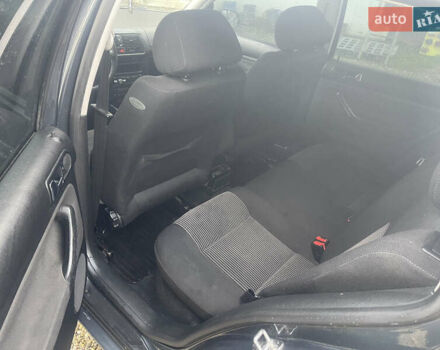 Сірий Фольксваген Гольф, об'ємом двигуна 1.6 л та пробігом 300 тис. км за 3700 $, фото 3 на Automoto.ua