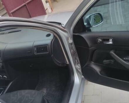 Серый Фольксваген Гольф, объемом двигателя 1.9 л и пробегом 350 тыс. км за 3350 $, фото 7 на Automoto.ua