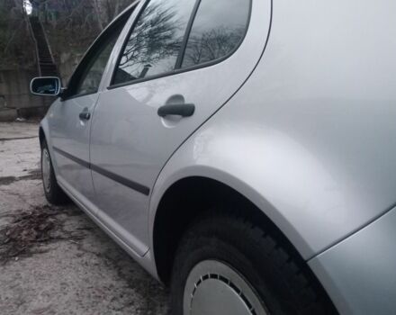 Серый Фольксваген Гольф, объемом двигателя 1.6 л и пробегом 300 тыс. км за 3400 $, фото 3 на Automoto.ua