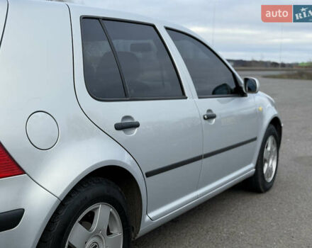 Серый Фольксваген Гольф, объемом двигателя 1.6 л и пробегом 300 тыс. км за 5200 $, фото 12 на Automoto.ua