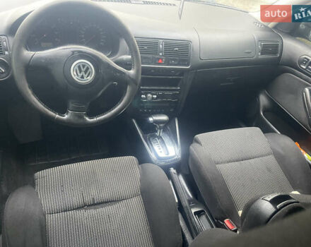 Сірий Фольксваген Гольф, об'ємом двигуна 1.6 л та пробігом 300 тис. км за 3700 $, фото 2 на Automoto.ua