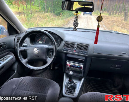 Серый Фольксваген Гольф, объемом двигателя 1.4 л и пробегом 210 тыс. км за 2950 $, фото 6 на Automoto.ua