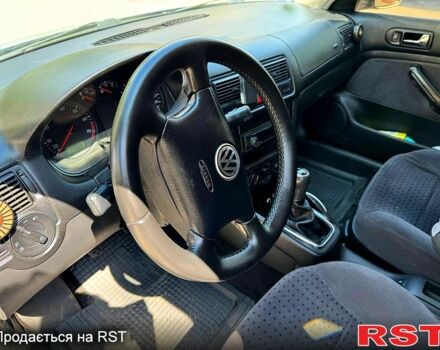 Сірий Фольксваген Гольф, об'ємом двигуна 1.6 л та пробігом 230 тис. км за 4400 $, фото 1 на Automoto.ua