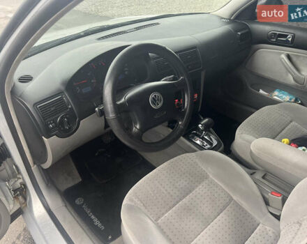 Сірий Фольксваген Гольф, об'ємом двигуна 1.9 л та пробігом 305 тис. км за 4500 $, фото 4 на Automoto.ua