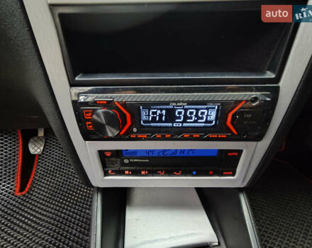 Серый Фольксваген Гольф, объемом двигателя 1.78 л и пробегом 214 тыс. км за 3999 $, фото 16 на Automoto.ua