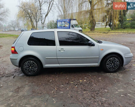 Серый Фольксваген Гольф, объемом двигателя 1.78 л и пробегом 214 тыс. км за 3999 $, фото 4 на Automoto.ua