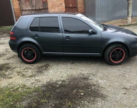 Серый Фольксваген Гольф, объемом двигателя 1.39 л и пробегом 300 тыс. км за 3700 $, фото 5 на Automoto.ua